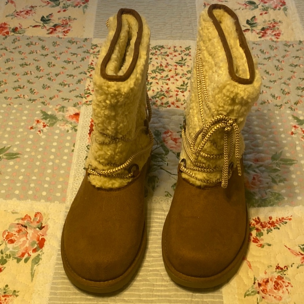 Makalu women’s boots